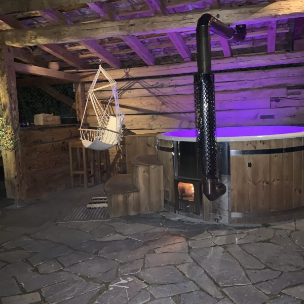 Waldlusti – Whirlpool von aussen